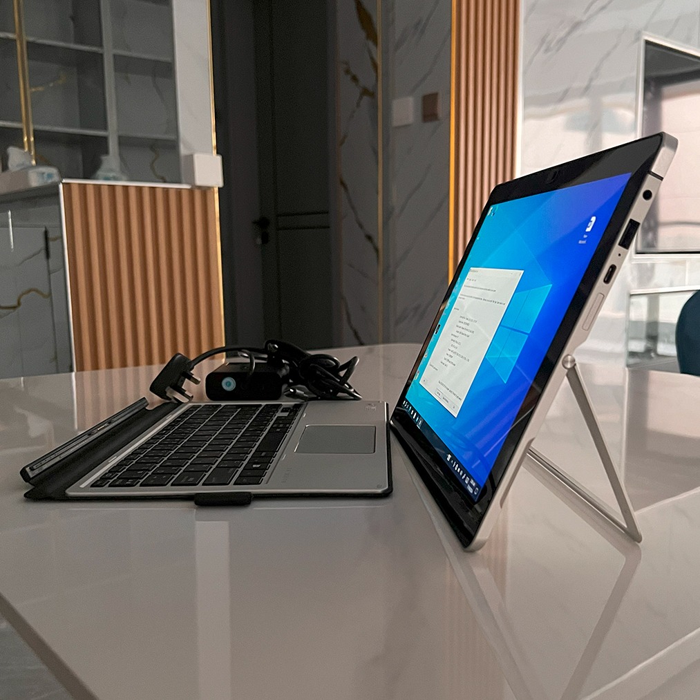 HP Elite X2 1012 G2 2.7hz