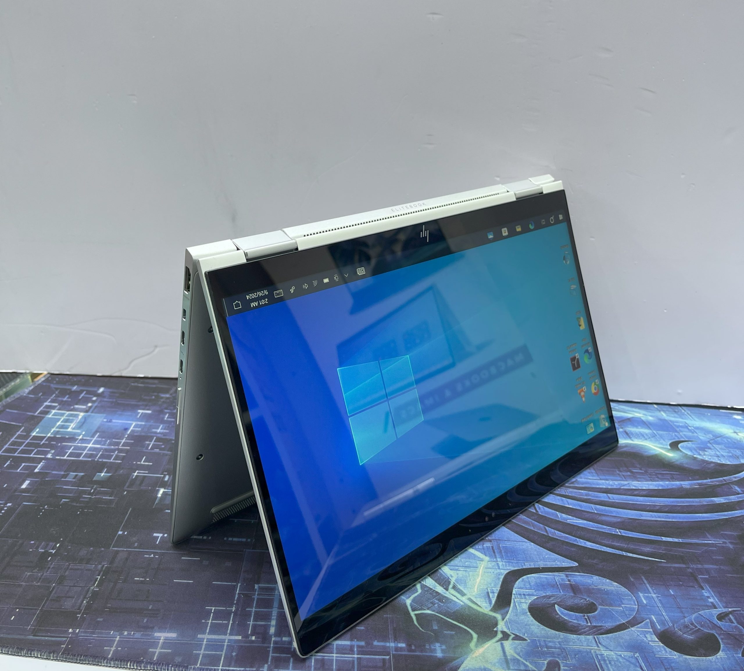 HP ELITEBOOK 1030 G3