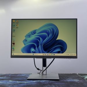 HP 22 INCH MONITOR