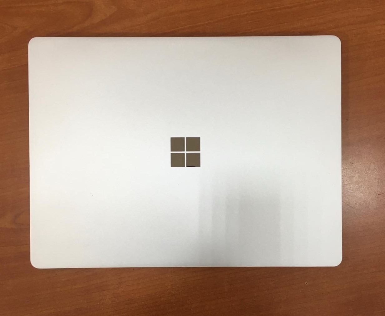 MICROSOFT SURFACE LAPTOP GO
