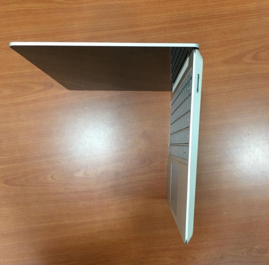 MICROSOFT SURFACE LAPTOP GO