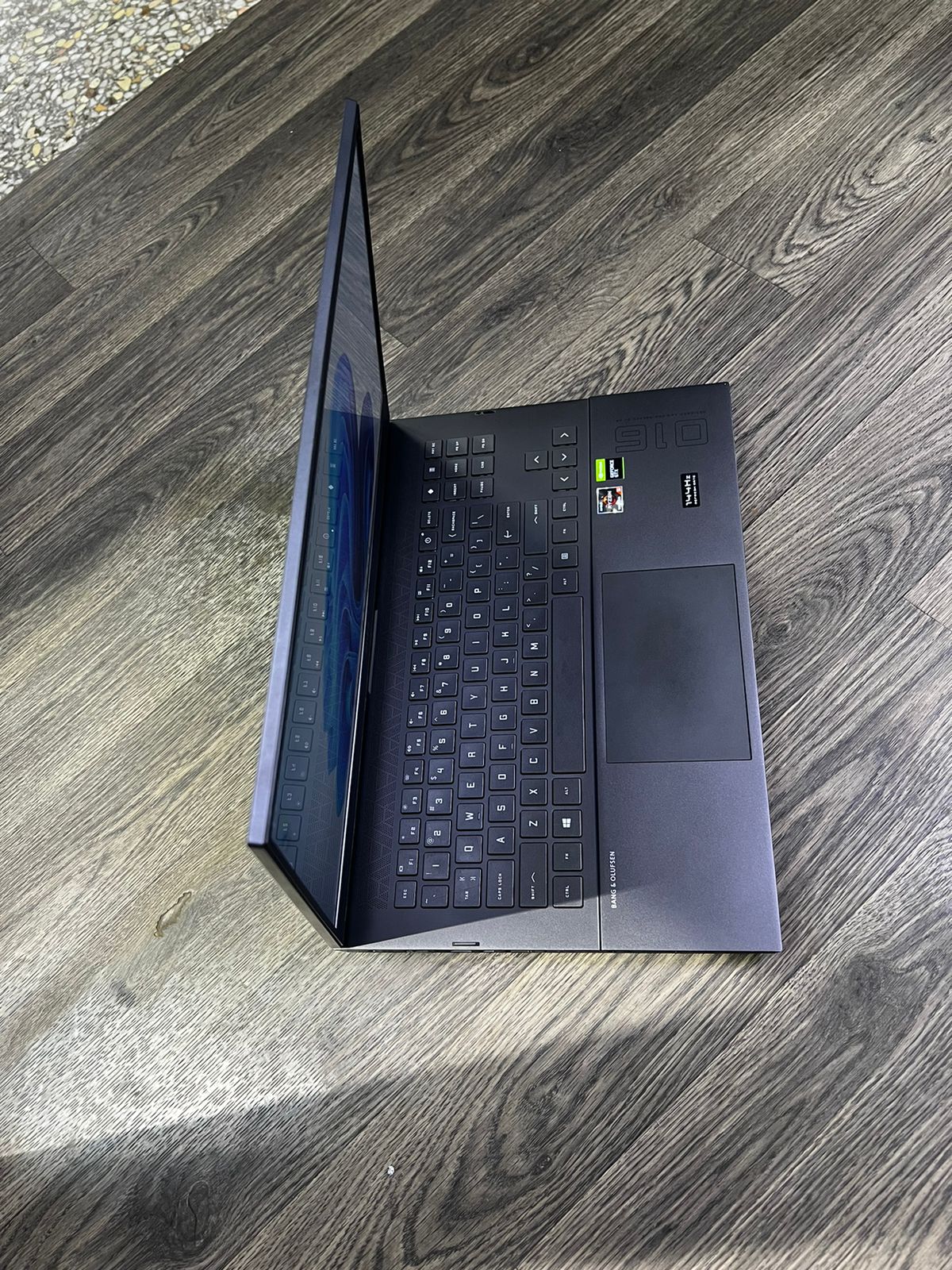 HP OMEN 16 GAMING LAPTOP | AMD RYZEN 5 5600H| 16GB RAM | 512GB SSD |4GB NVIDIA RTX 3050 GRAPHICS|16.1 INCH DISPLAY - Image 3
