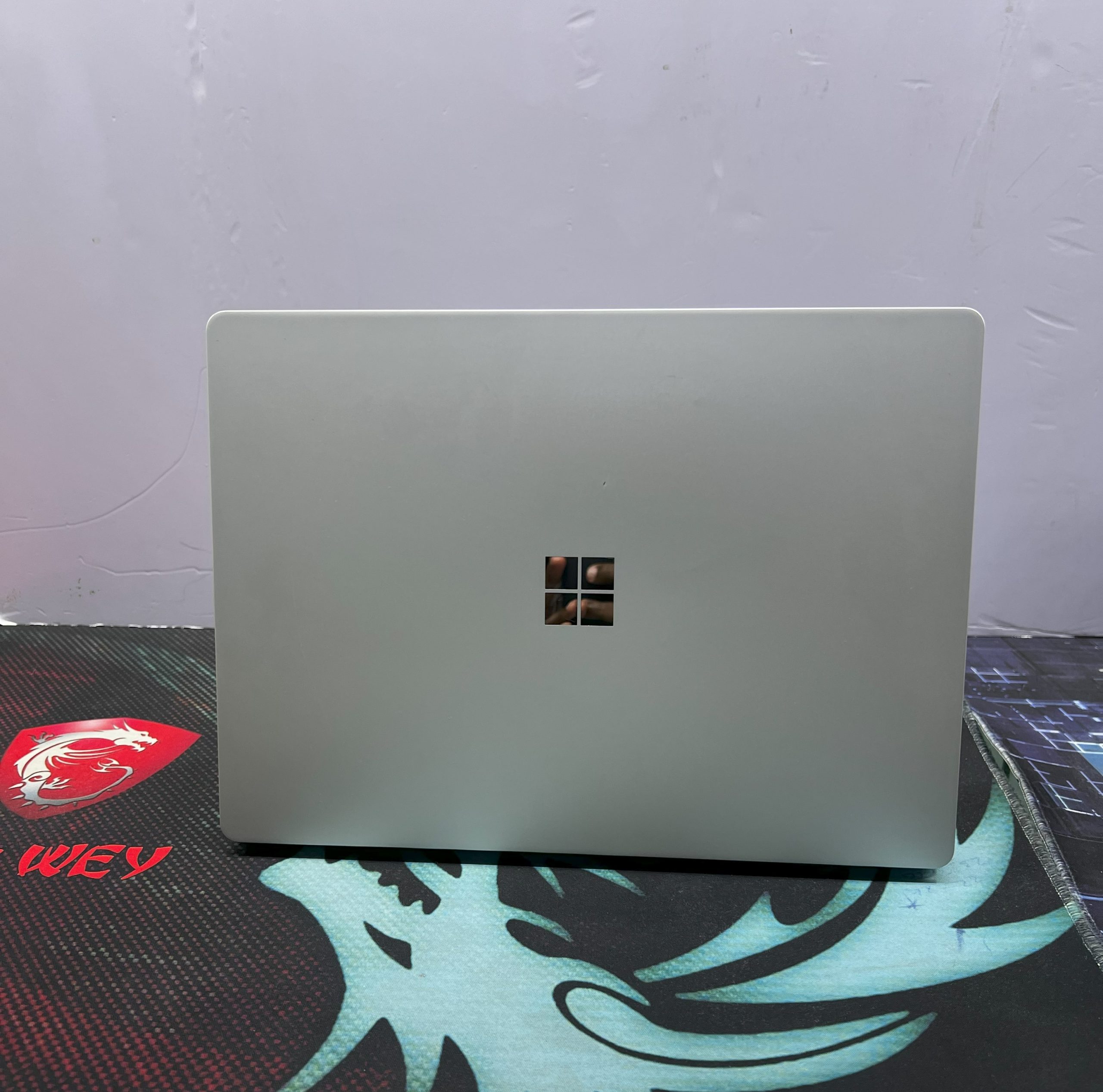 MICROSOFT SURFACE LAPTOP
