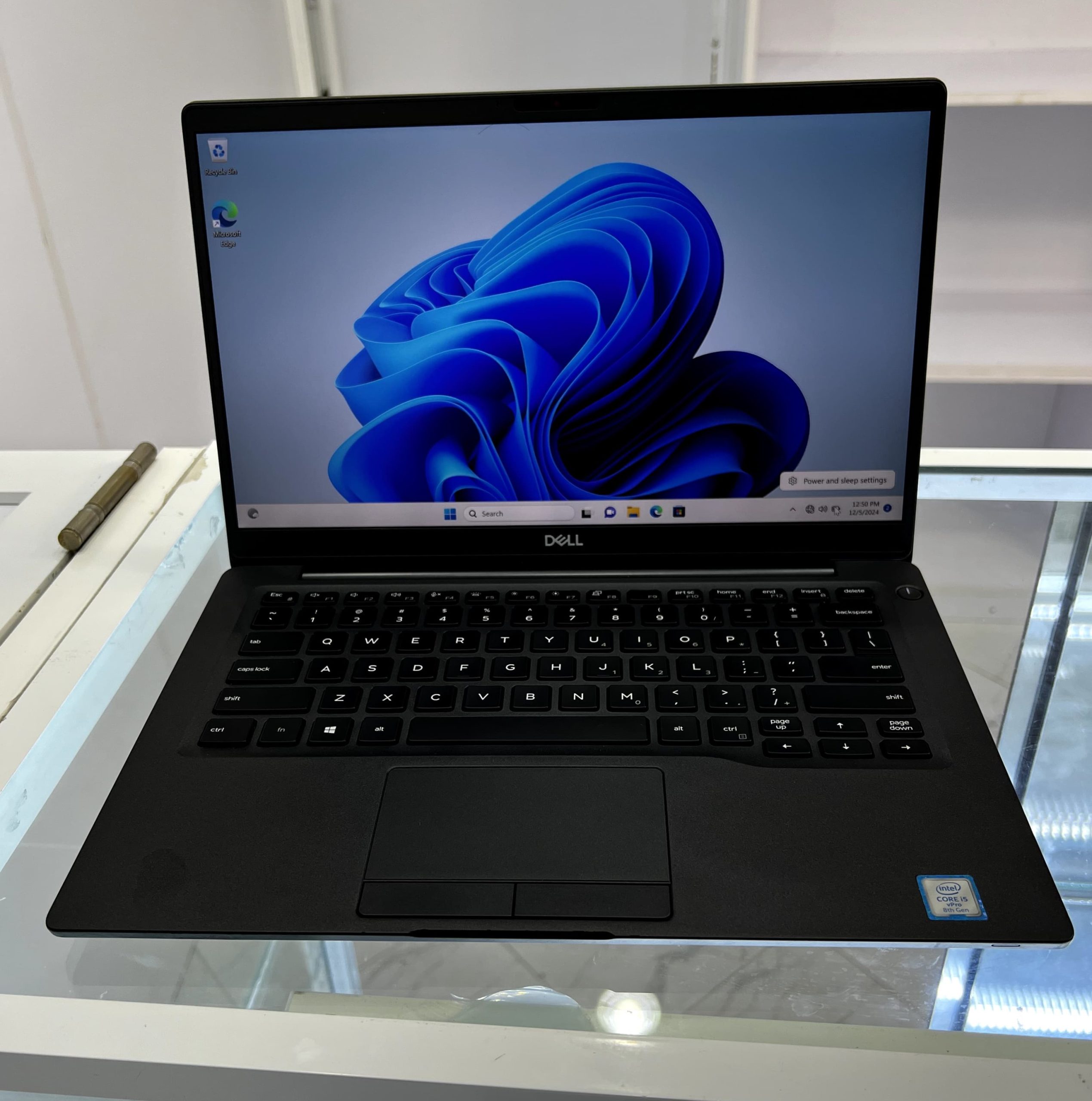 DELL LATITUDE 7490