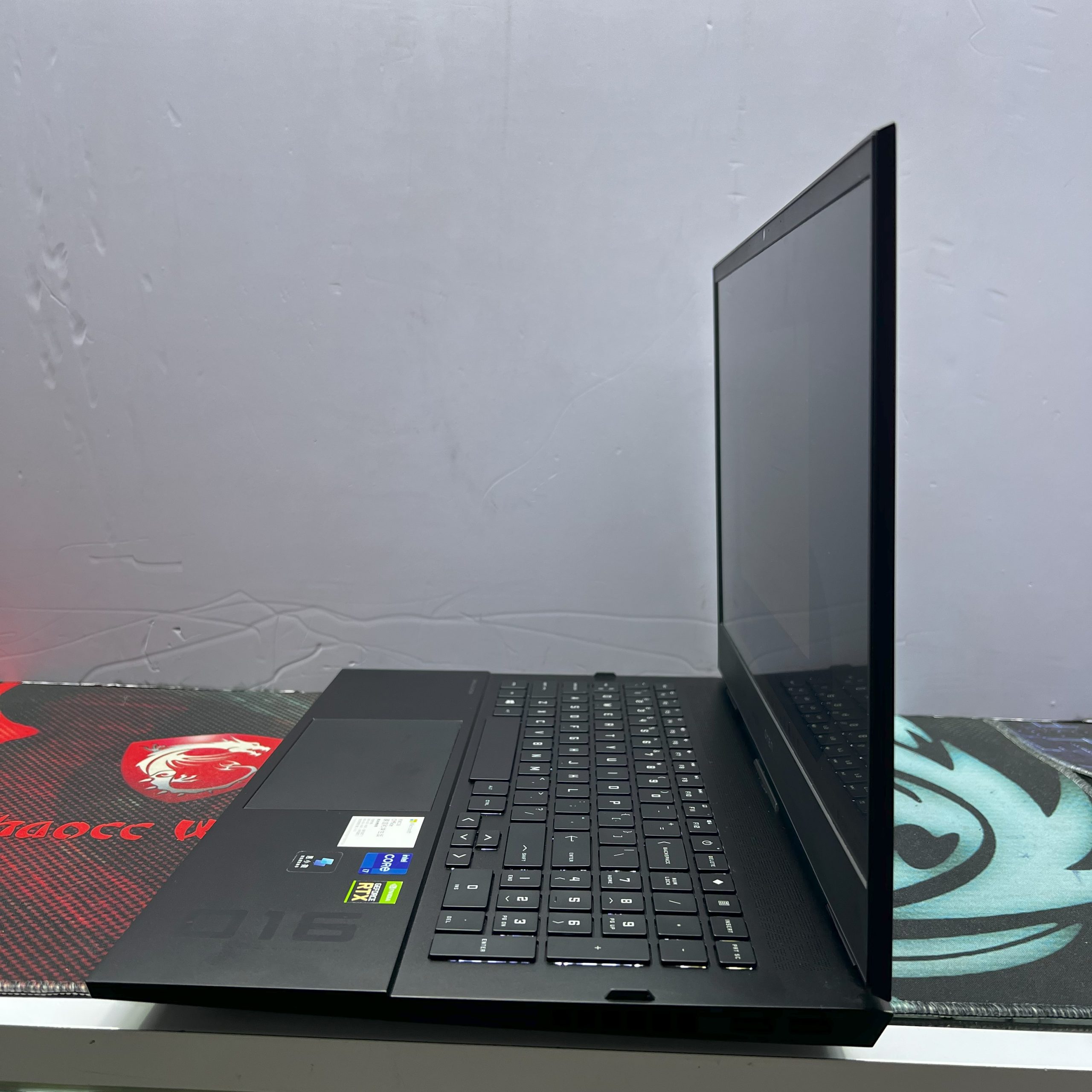 HP OMEN 16-B