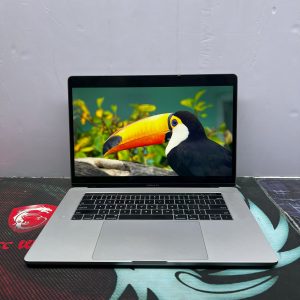 MACBOOK PRO 2018