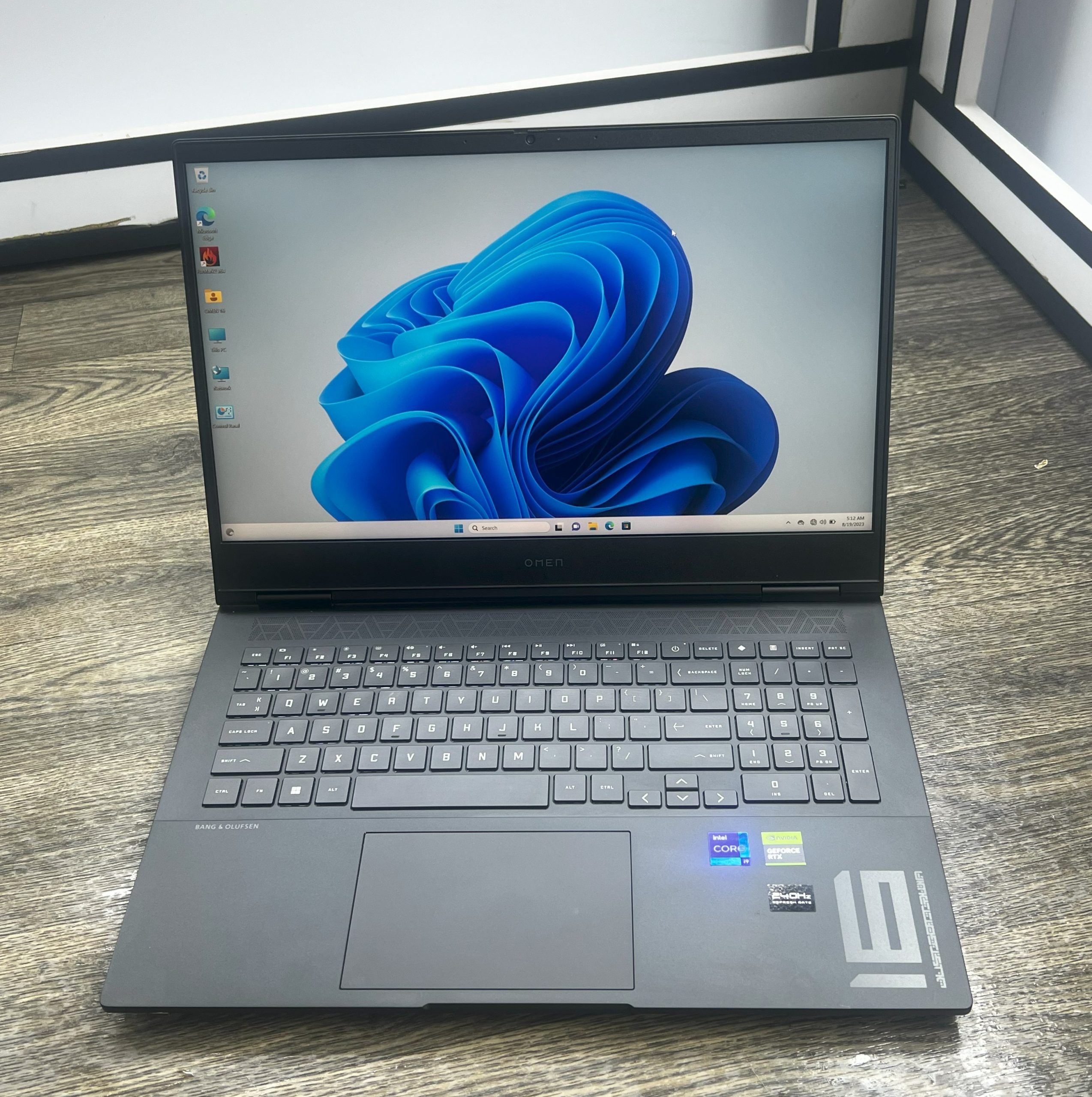 HP OMEN 16
