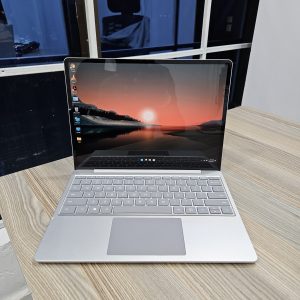 MICROSOFT SURFACE LAPTOP GO