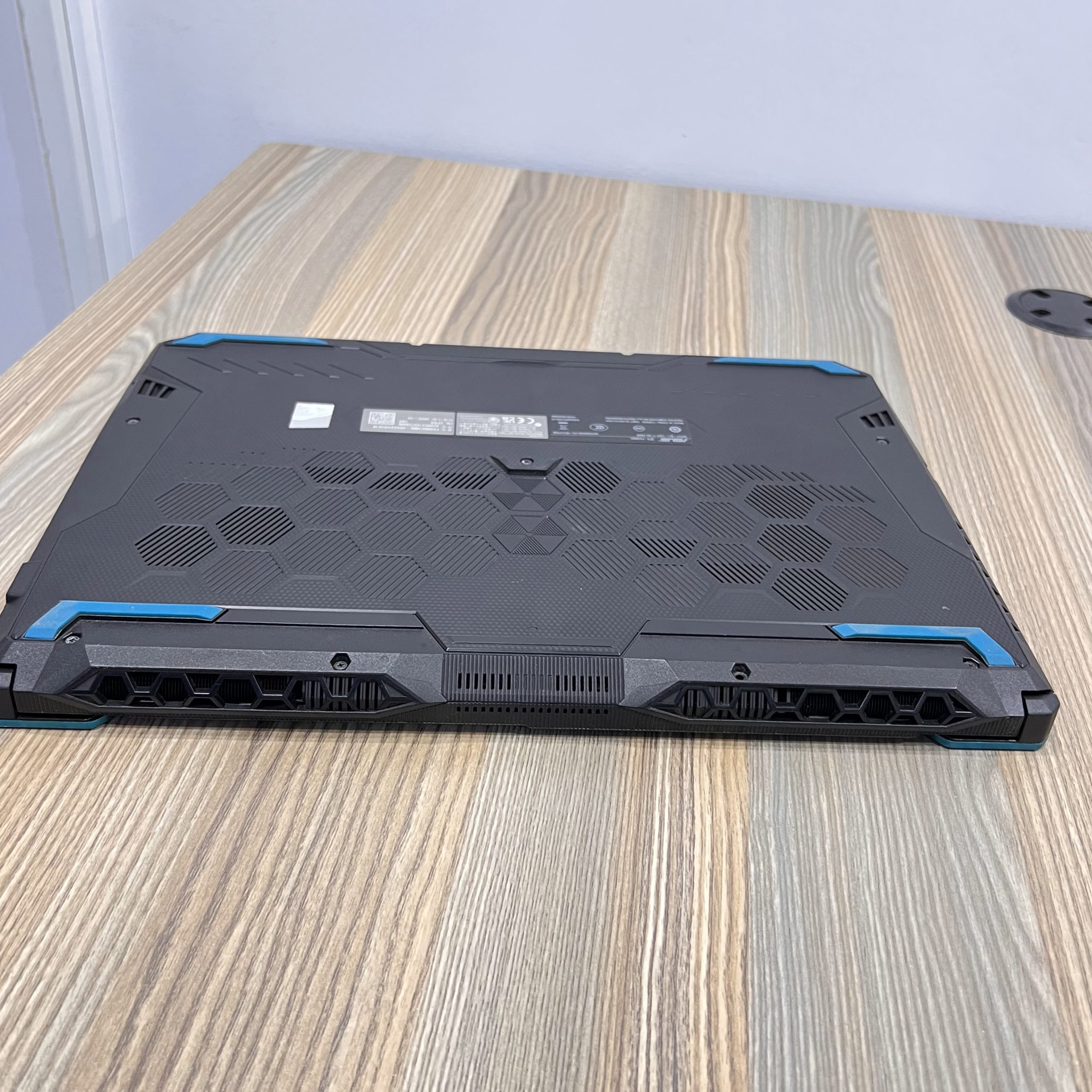 ASUS TUF GAMING FA506