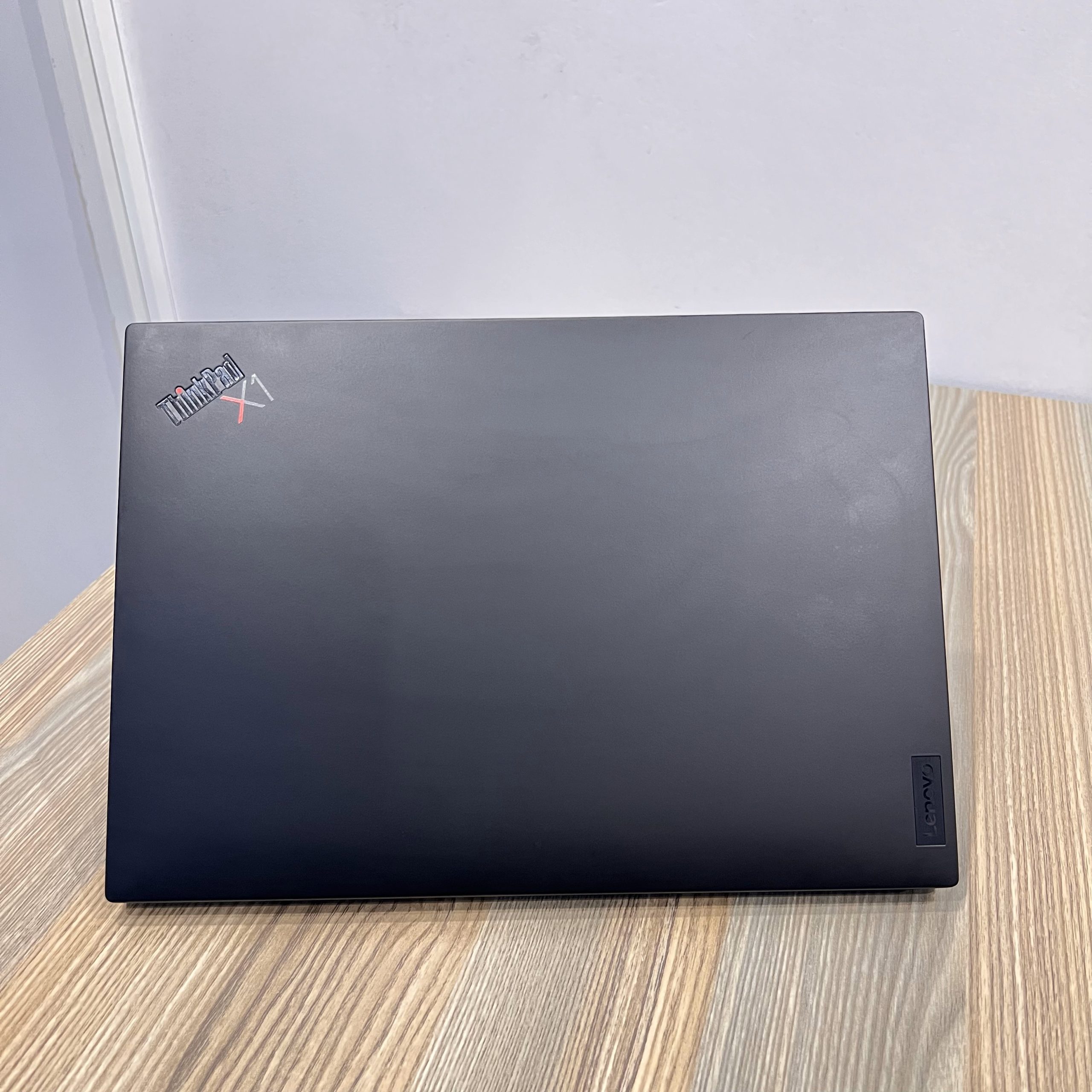 LENOVO THINKPAD X1 CARBON