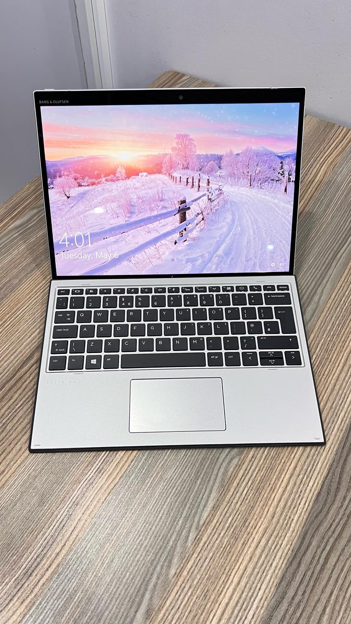 HP ELITEBOOK 1012 X2 G4 | 8GB DDR4 RAM | 256GB NVMe SSD | 8TH GENERATION | DETACHABLE 2-IN-1 LAPTOP - Image 12