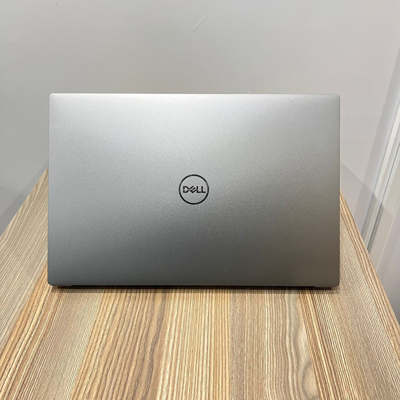 DELL PRECISION 5560