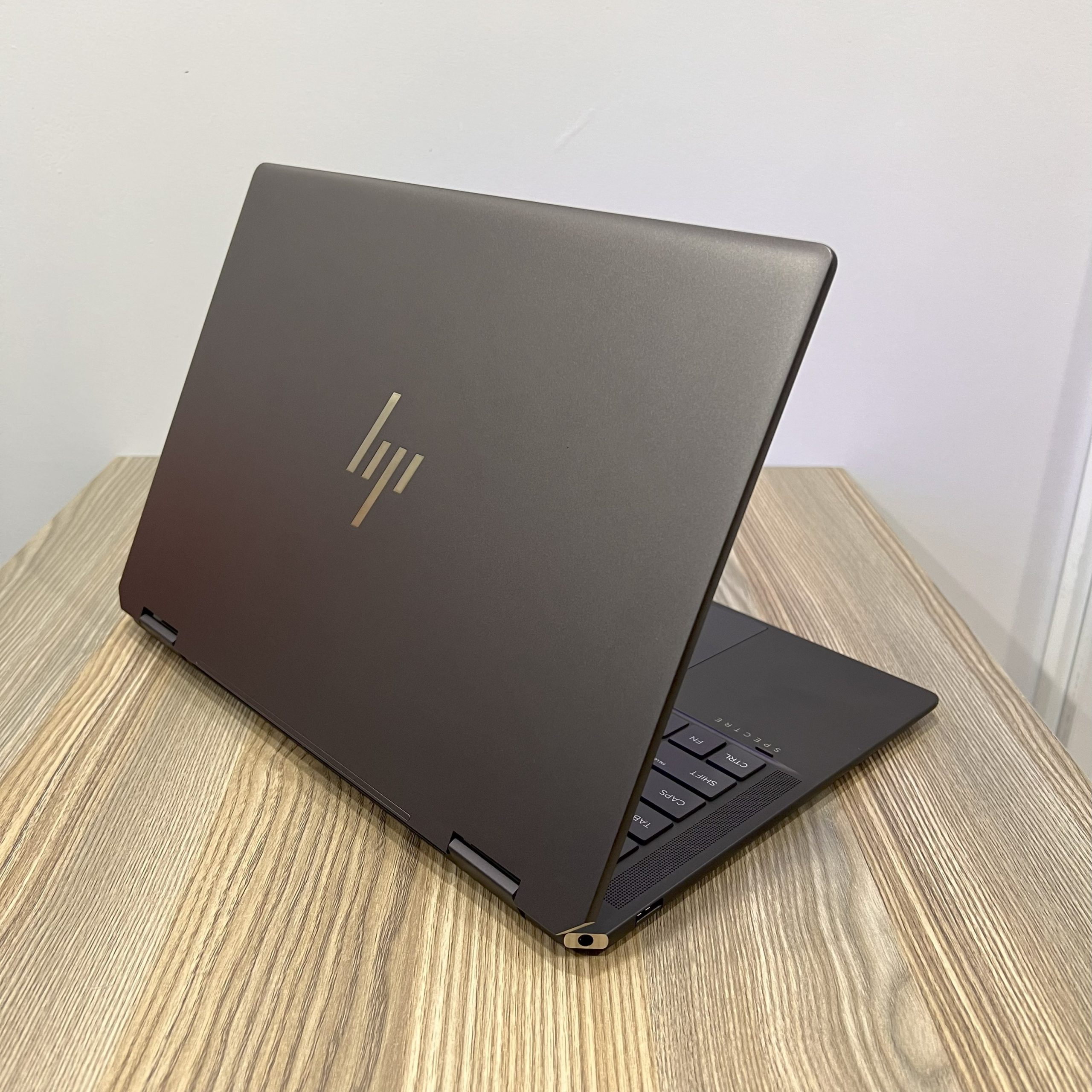 HP SPECTRE x360 14 (EU0XXX)