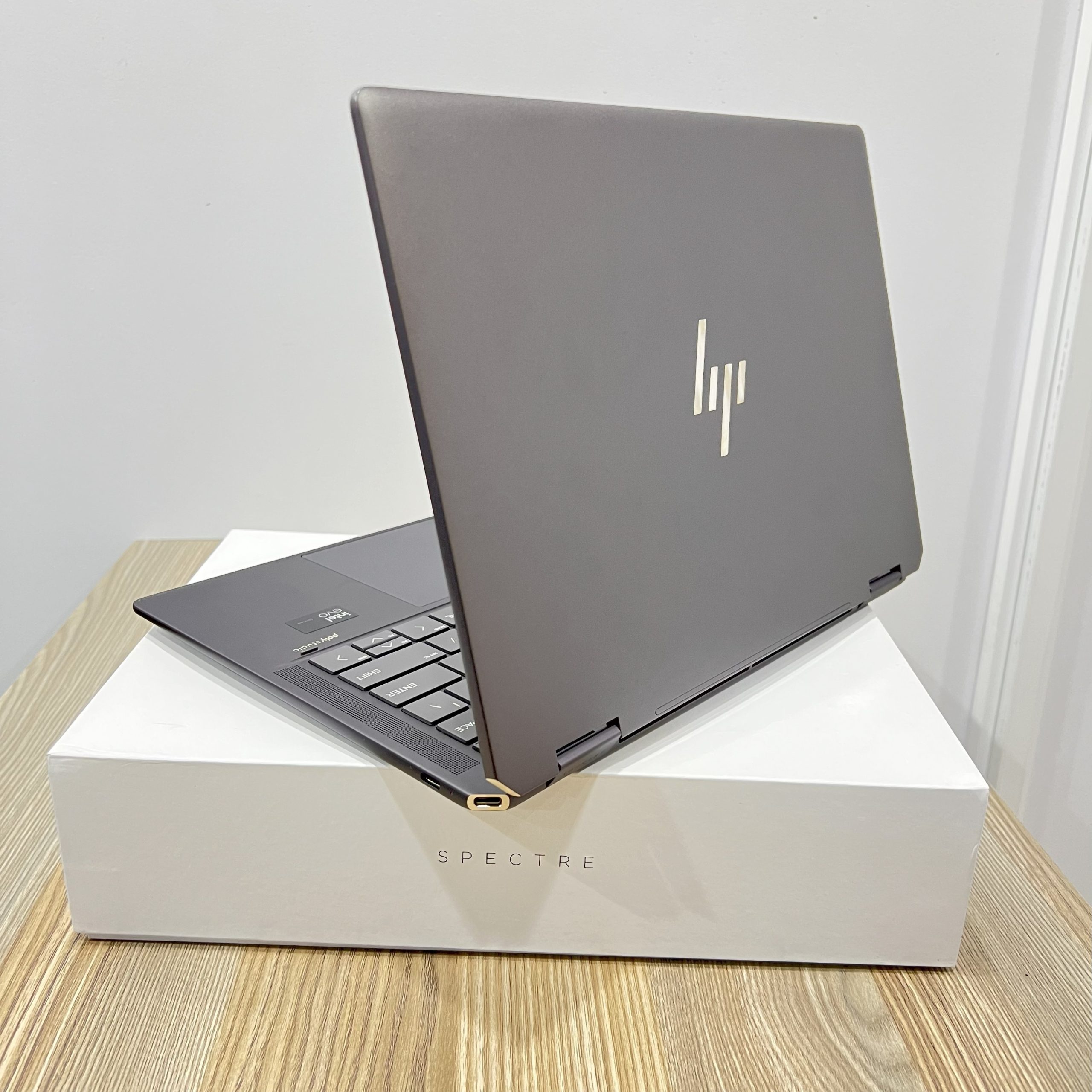 HP SPECTRE x360 14 (EU0XXX)