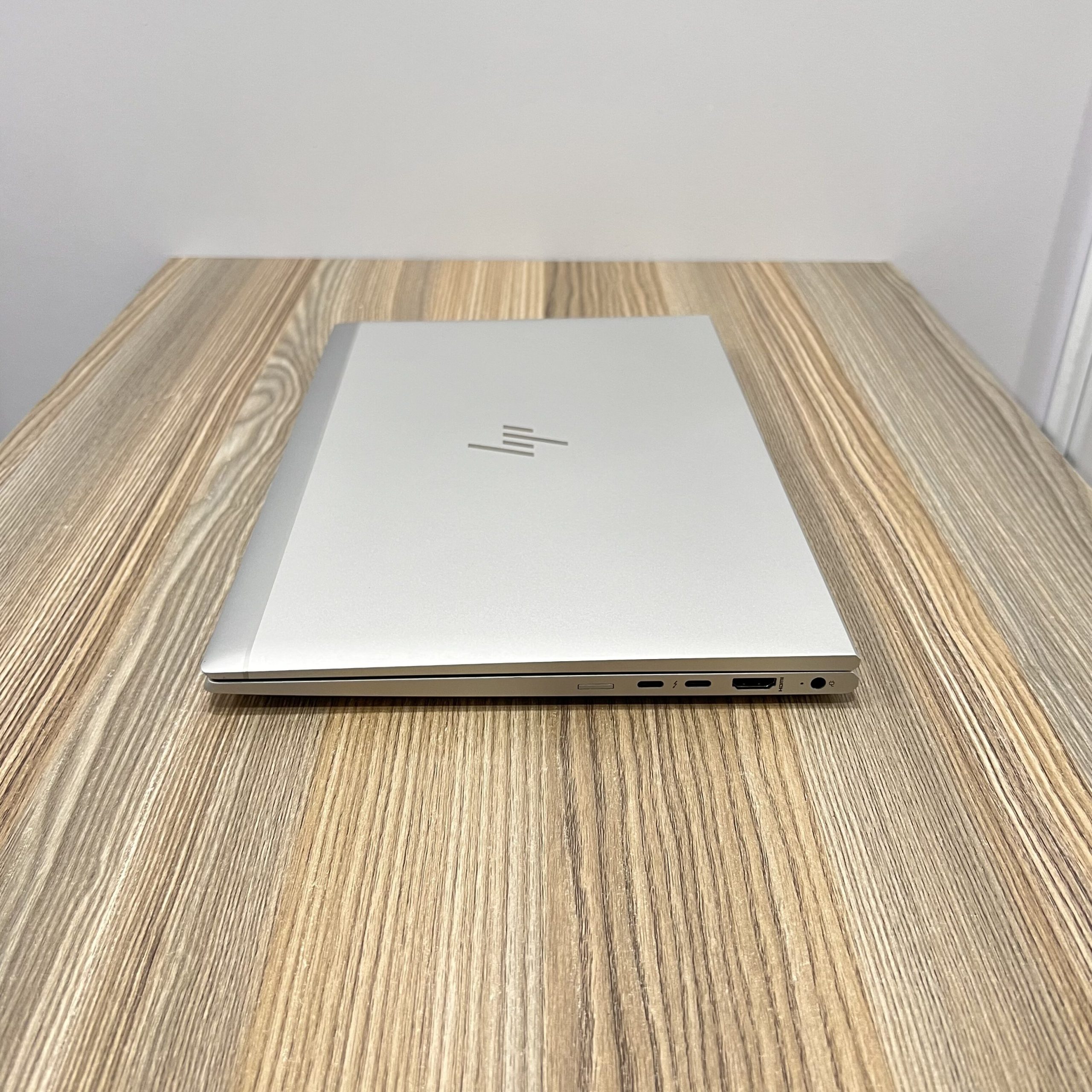 HP ELITEBOOK 840 G7 |INTEL CORE i5| 16GB RAM| 256GB SSD |10TH GENERATION |TOUCHSCREEN|14 INCH DISPLAY - Image 9