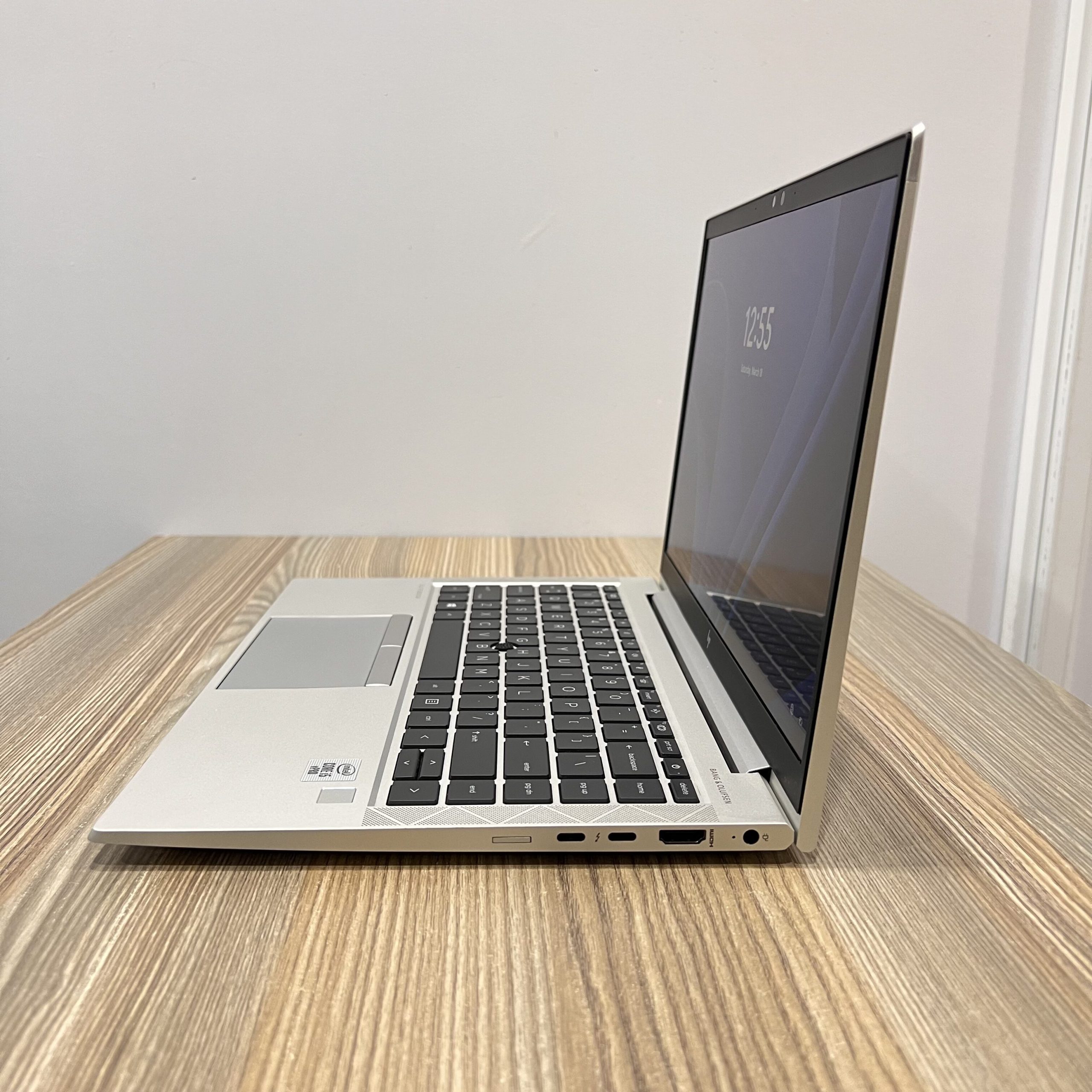 HP ELITEBOOK 840 G7 |INTEL CORE i5| 16GB RAM| 256GB SSD |10TH GENERATION |TOUCHSCREEN|14 INCH DISPLAY - Image 4