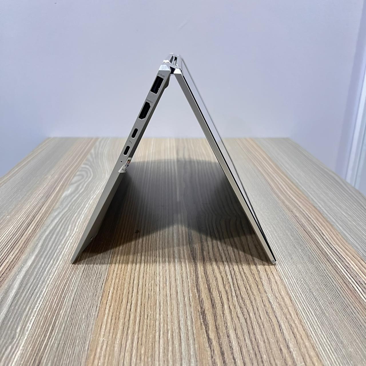 HP ELITEBOOK X360 1030 G8