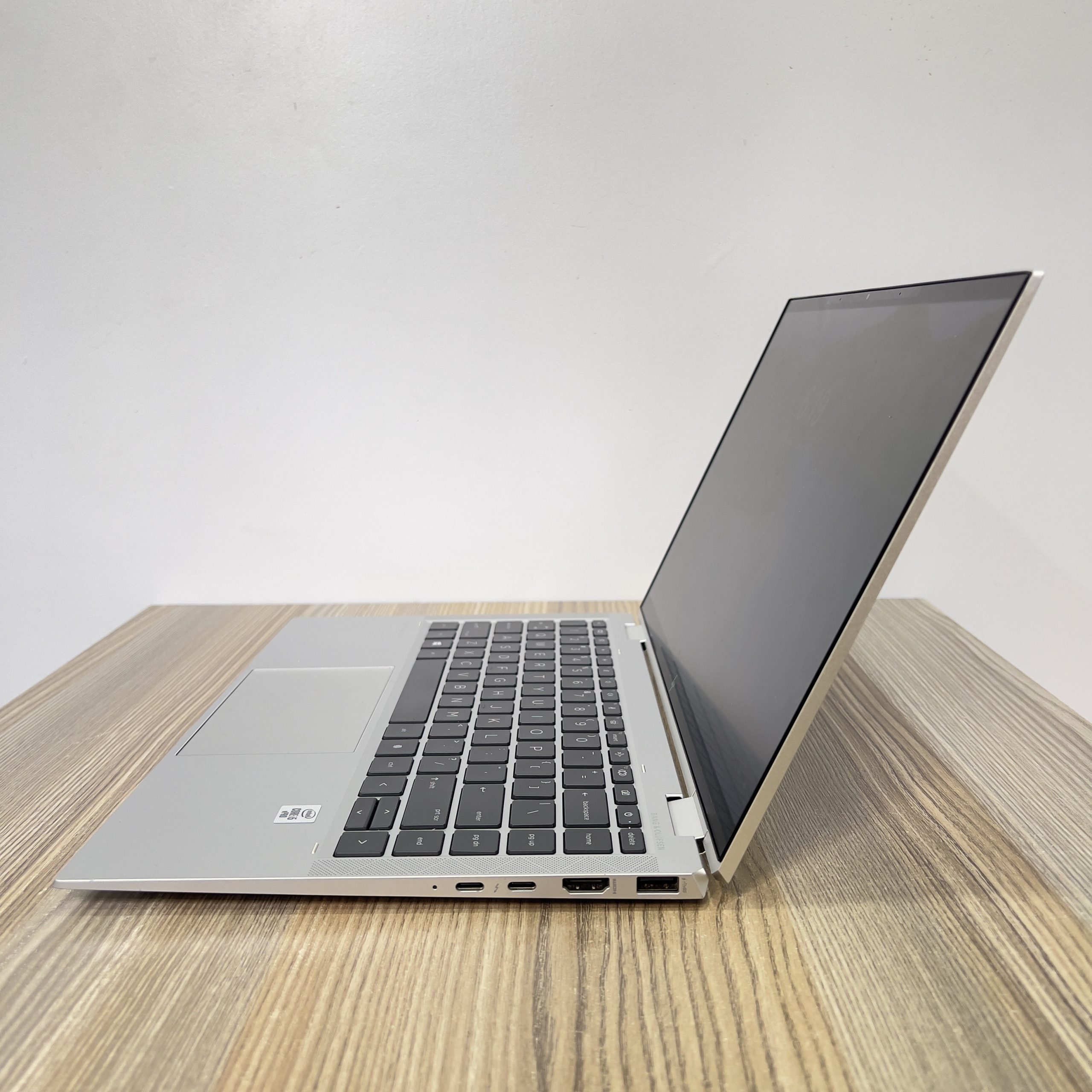 HP ELITEBOOK X360 1040 G7