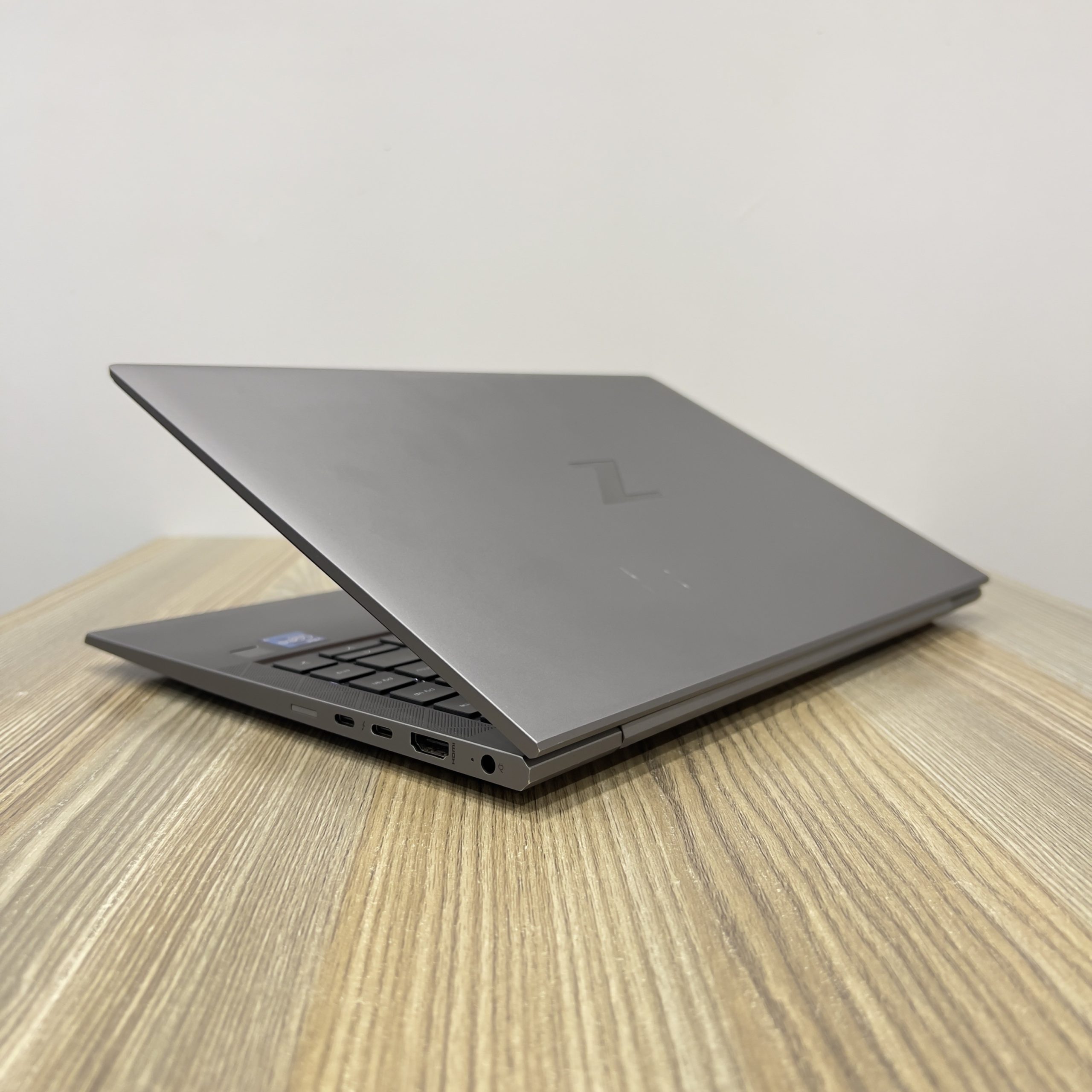 HP ZBOOK FIREFLY 14 G8
