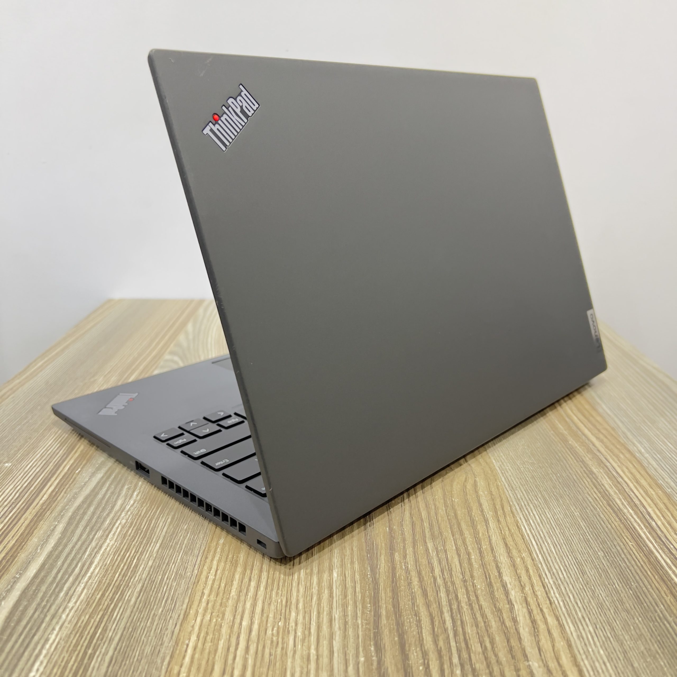 LENOVO THINKPAD T14S GEN 2 (MODEL: 20WNS2EU00) | INTEL CORE i5-1145G7 PROCESSOR (8 CORES, 2.6GHZ BASE, UP TO 4.4GHZ TURBO) | 16GB RAM | 512GB SSD STORAGE | INTEL IRIS Xe GRAPHICS | 14-INCH FULL HD DISPLAY | WINDOWS 11 PRO OPERATING SYSTEM | SLIM DESIGN - Image 7