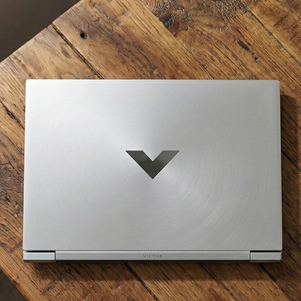 HP VICTUS 15-FA2082 GAMING LAPTOP