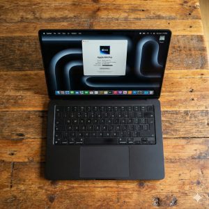 APPLE MACBOOK PRO 14.2" M4 PRO CHIP |
