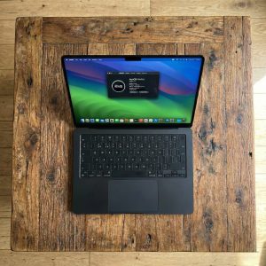 APPLE MACBOOK PRO 14-INCH M5 CHIP