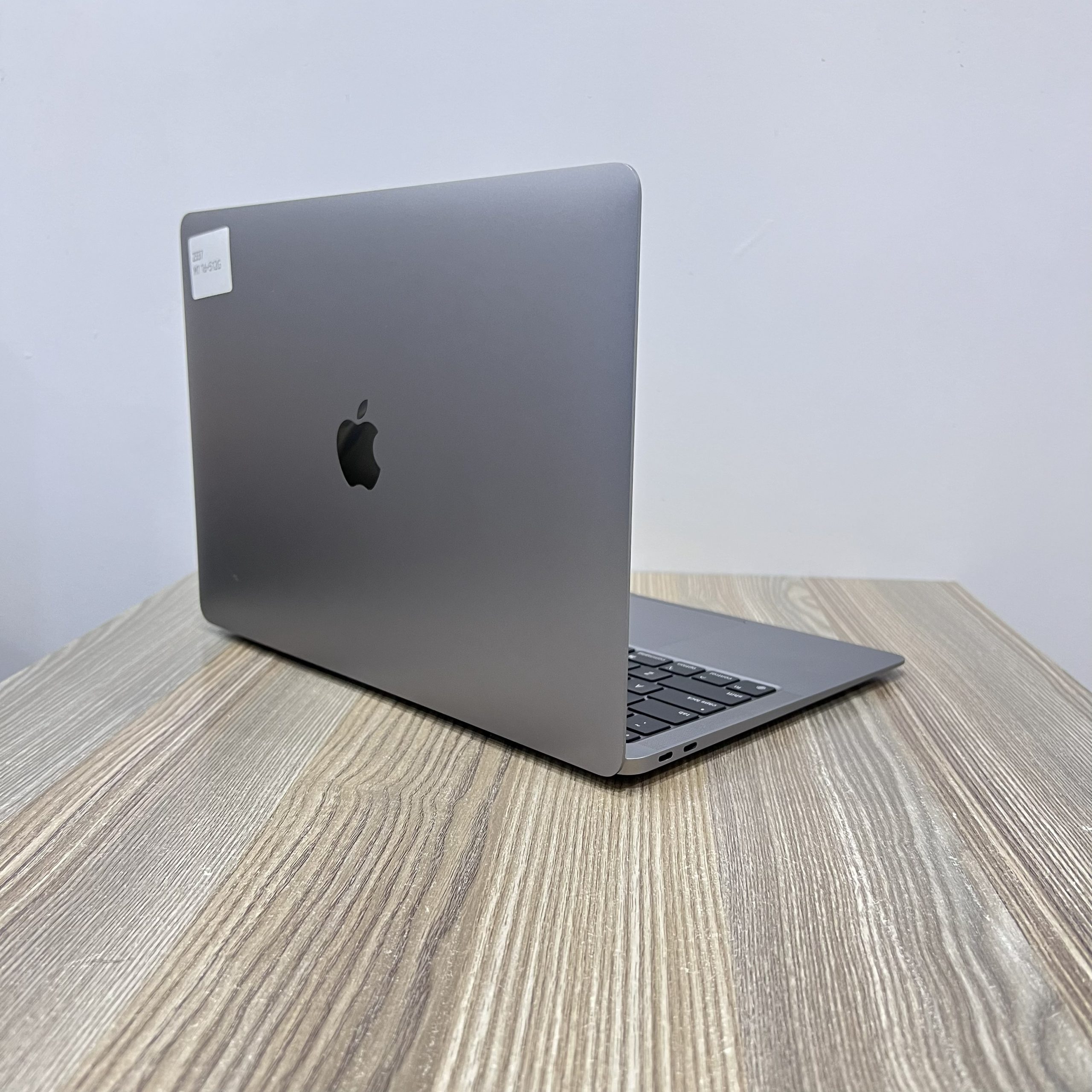 APPLE MACBOOK AIR M1