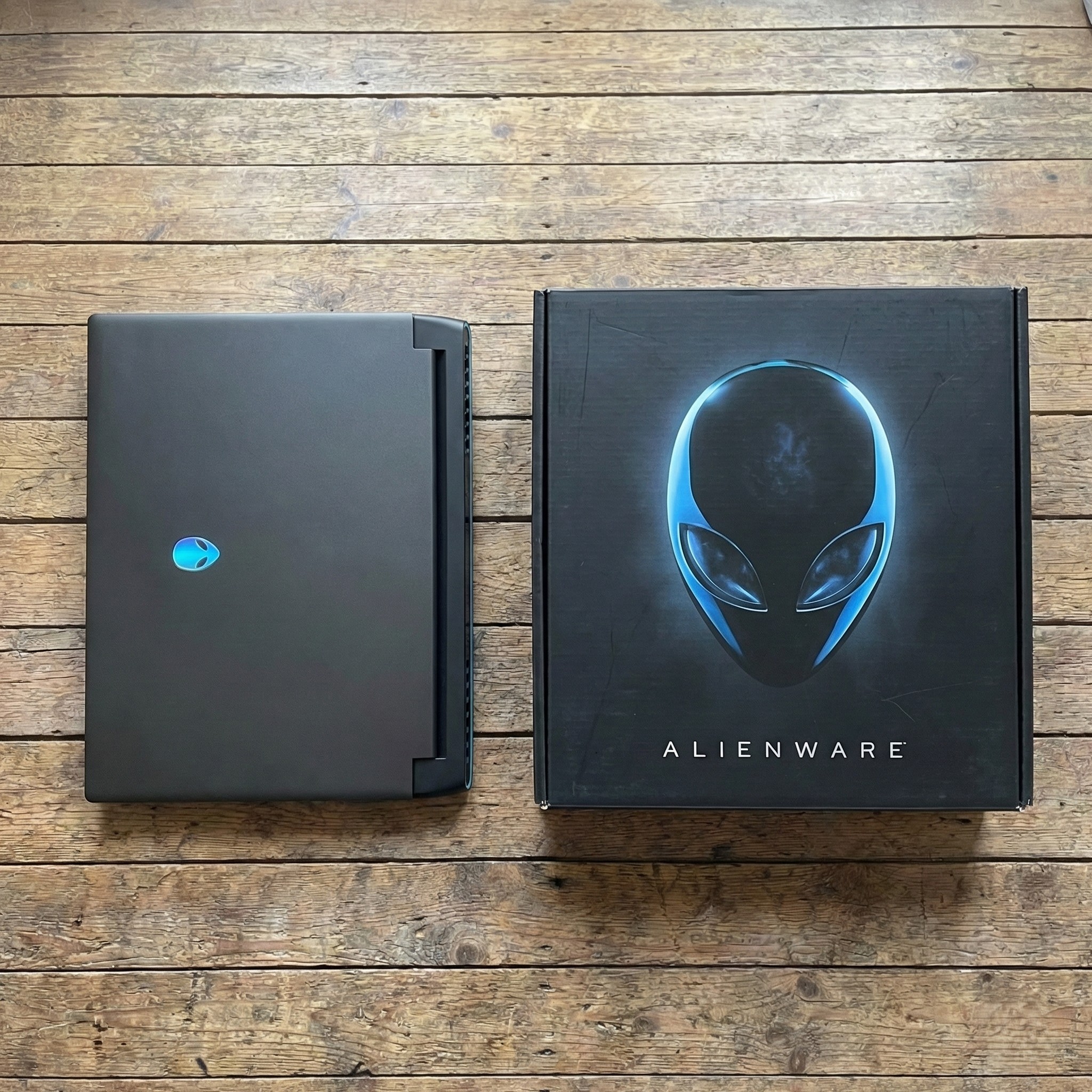 DELL ALIENWARE GAMING LAPTOP