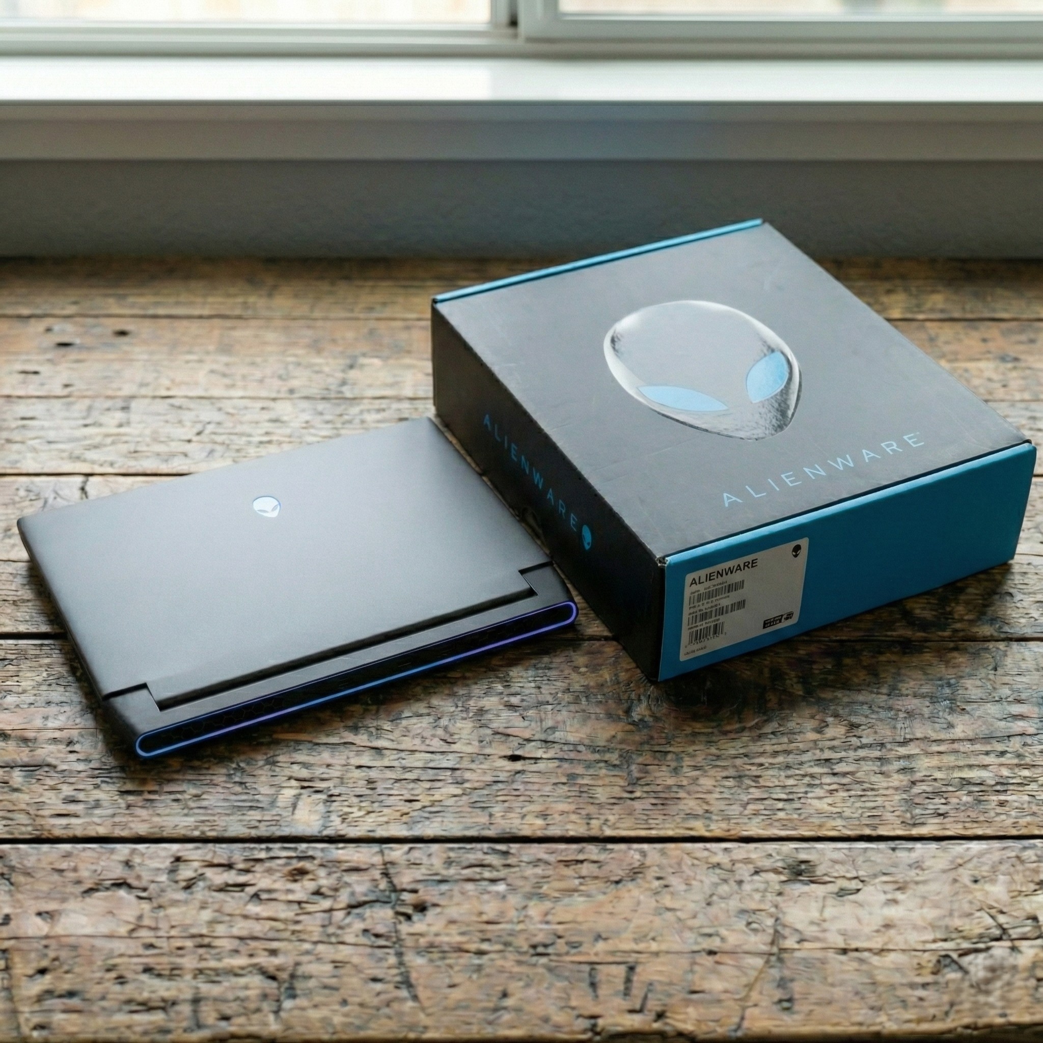 DELL ALIENWARE GAMING LAPTOP